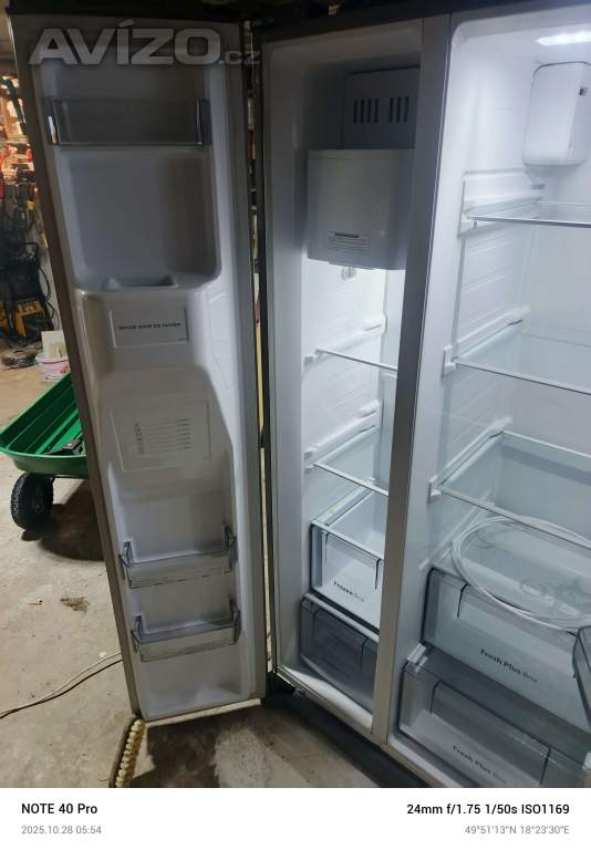 Foto inzerátu us lednice 6 let stara malo pouzivana