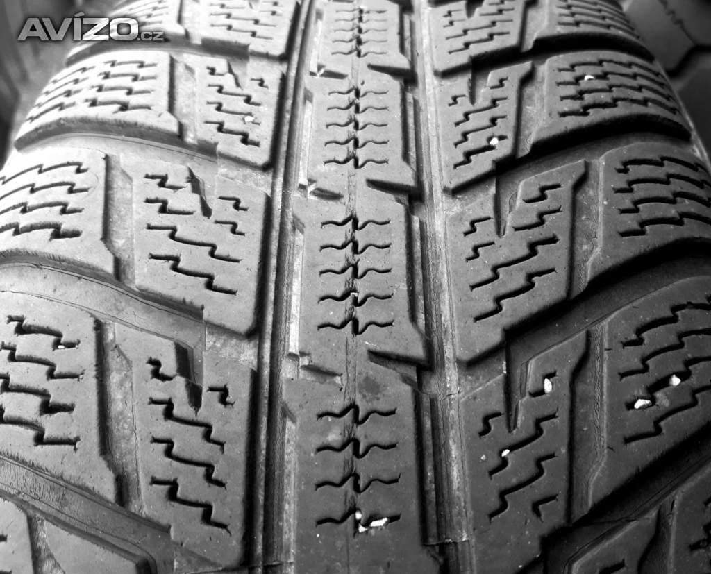 Foto inzerátu Sada nebo 2ks zimních SUV pneu 225/65 R17: