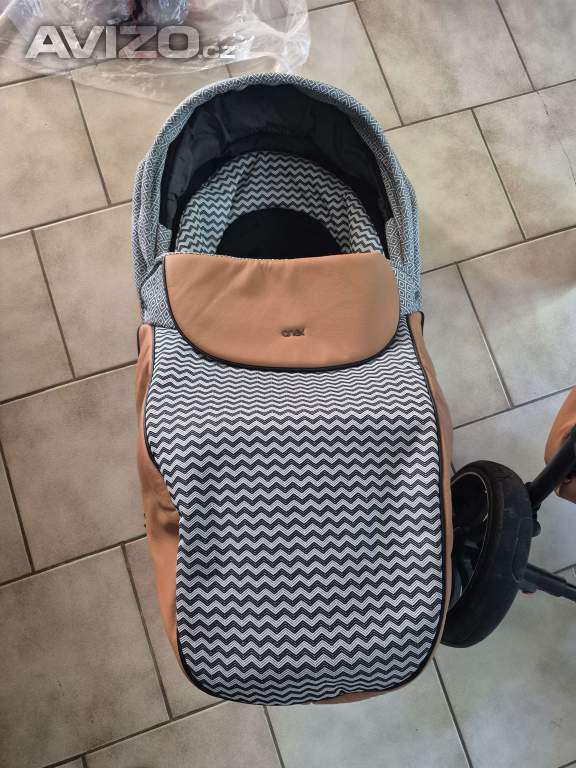 Foto inzerátu Kočárek Anex sport