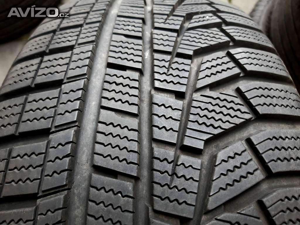 Po 2ks zimních pneu 205/45 R17: