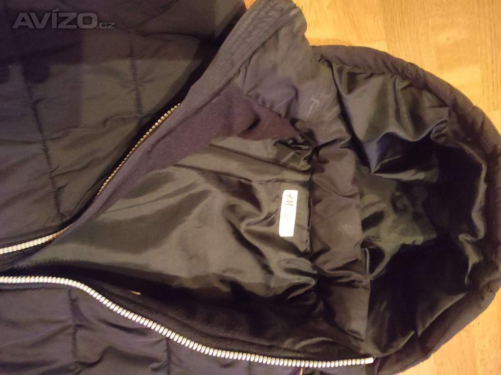 Foto inzerátu Dětská zimní bunda H&amp;M- téměř nová 