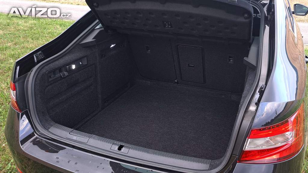 Foto inzerátu ŠKODA Superb 3 facelift Style 2.0Tdi 110kW manuál