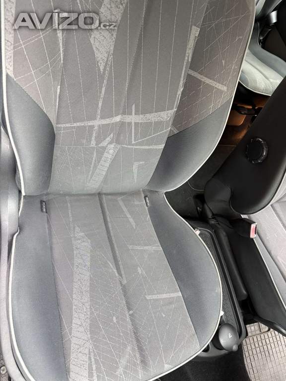 Foto inzerátu Krásný rodinnný Renault Scenic 2.0 benzín Nová stk,nové pneu