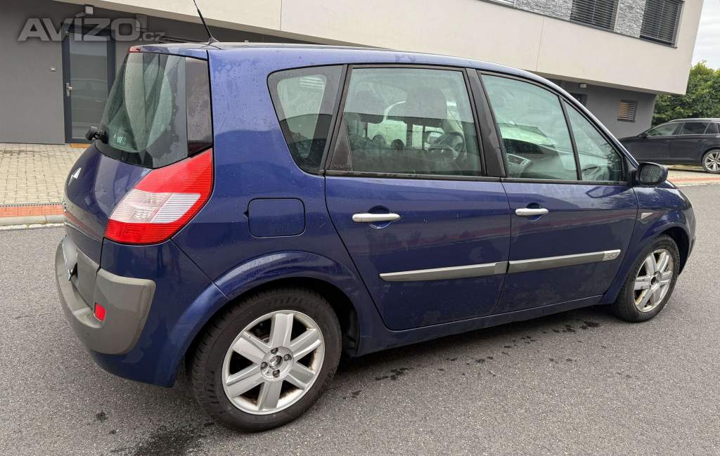 Foto inzerátu Krásný rodinnný Renault Scenic 2.0 benzín Nová stk,nové pneu