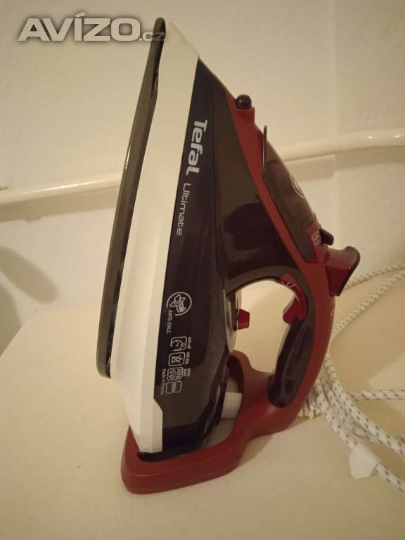 Napařovací žehlička Tefal Ultimate 