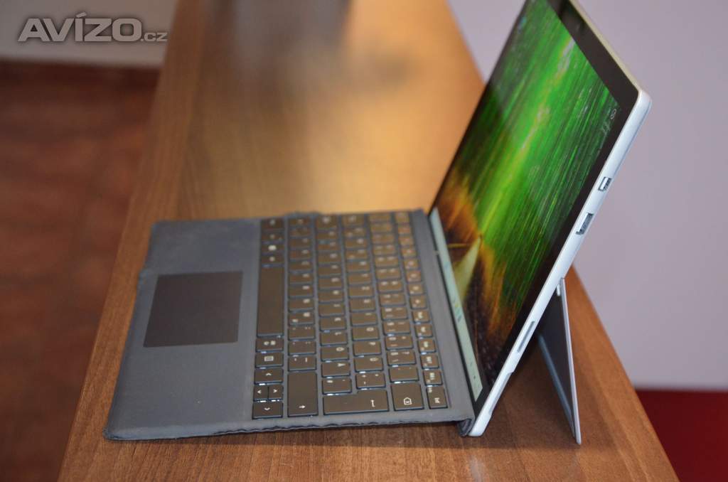 Foto inzerátu Microsoft Surface PRO 5 i5/8GB/SSD 256GB/záruka