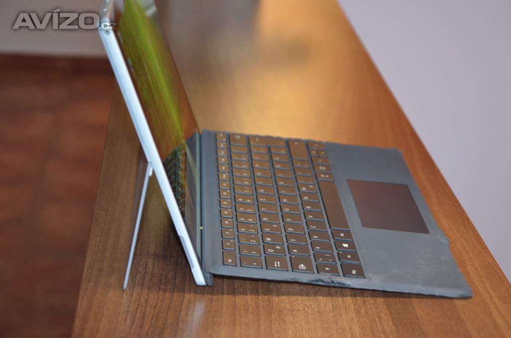 Foto inzerátu Microsoft Surface PRO 5 i5/8GB/SSD 256GB/záruka