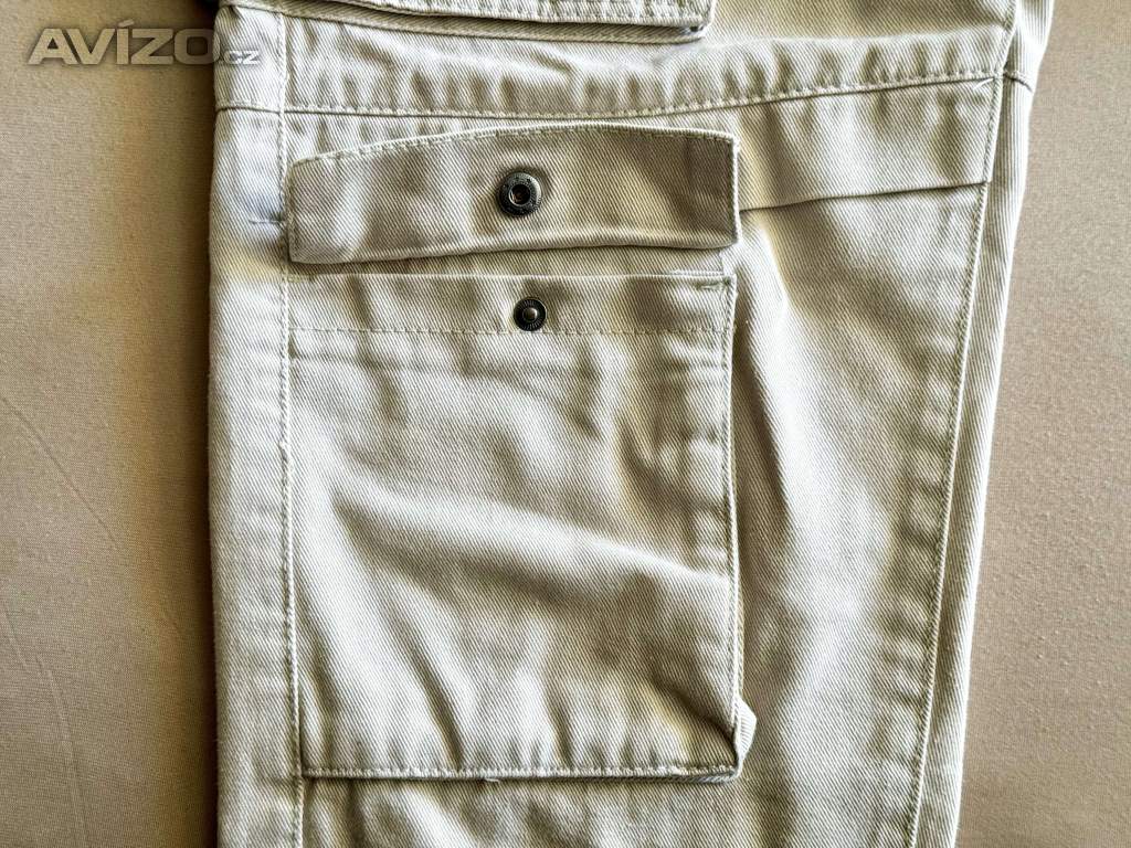 Foto inzerátu Chlapecké Cargo kalhoty, kapsáče - vel. S, 16 až 17 let