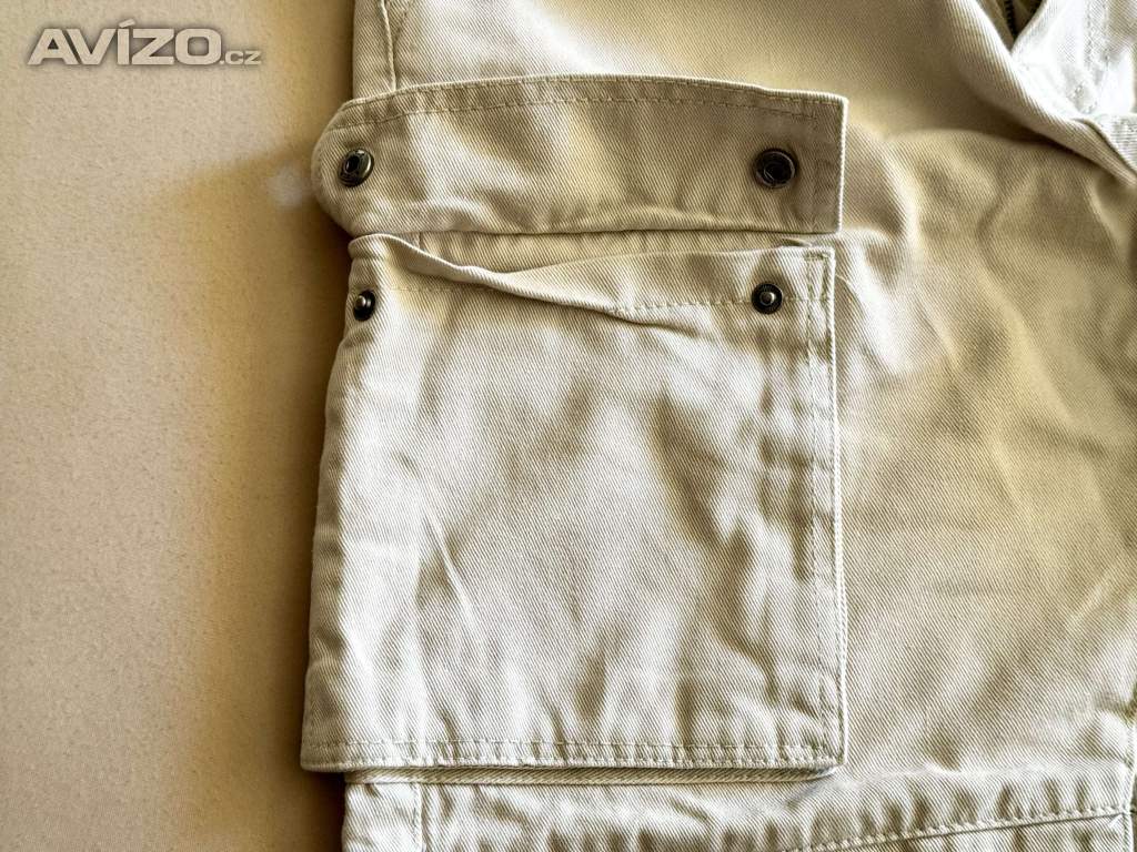 Foto inzerátu Chlapecké Cargo kalhoty, kapsáče - vel. S, 16 až 17 let