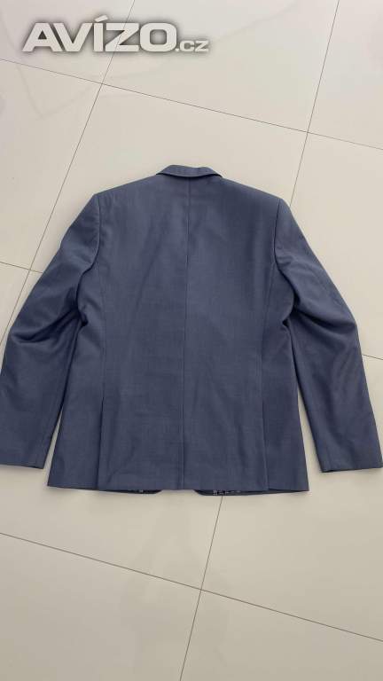 Foto inzerátu pánský oblek
