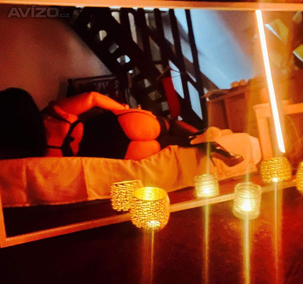Foto inzerátu Sexy Adél… Erotická  masáž 🔥 