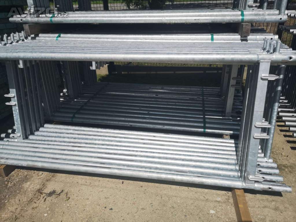 Foto inzerátu Plettac štítové lešení – nové zboží, pevná ocel 10,30 X 12,50