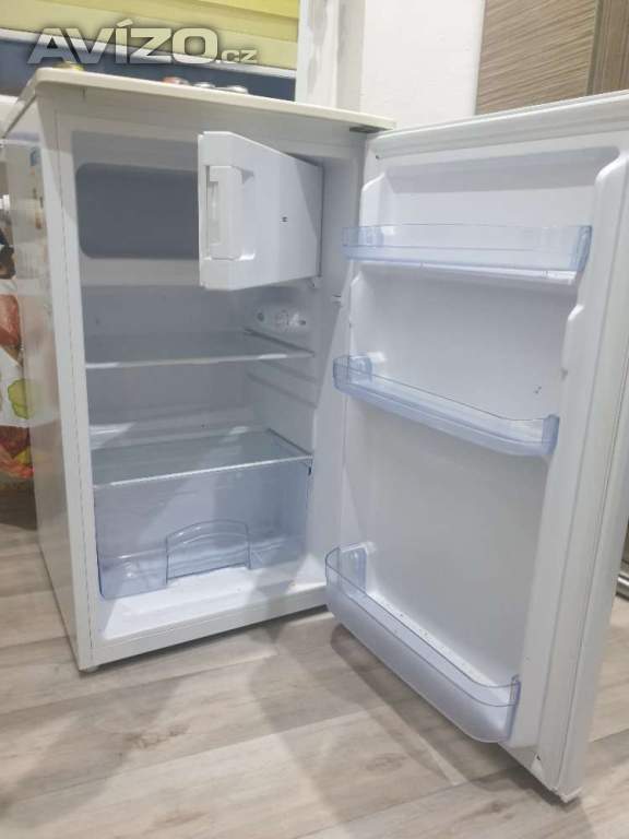 Foto inzerátu Chladnička s výparníkem - Ostrava 