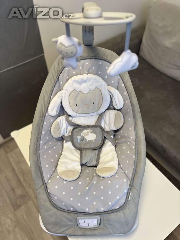 Foto inzerátu Prodám dětské vibrující houpátko Ingenuity s melodií Cuddle Lamb 2019