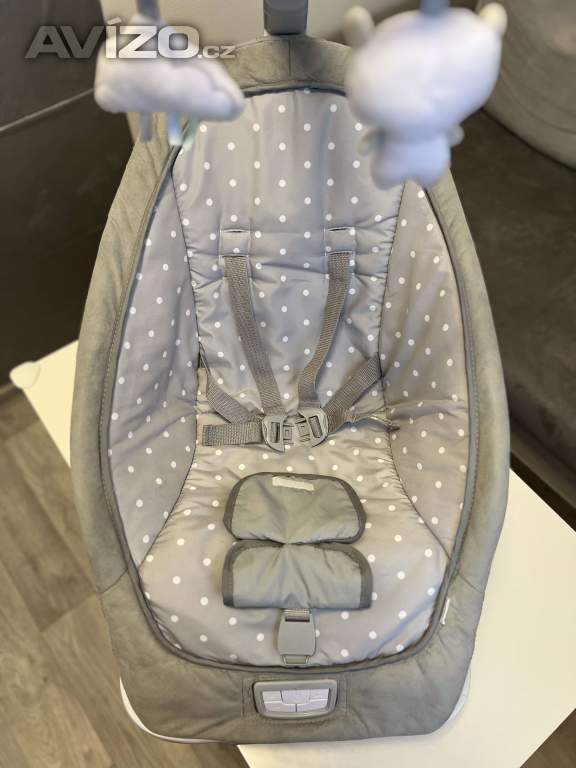 Foto inzerátu Prodám dětské vibrující houpátko Ingenuity s melodií Cuddle Lamb 2019