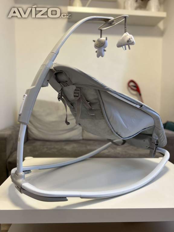 Foto inzerátu Prodám dětské vibrující houpátko Ingenuity s melodií Cuddle Lamb 2019