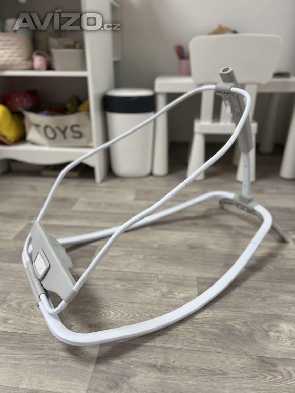 Foto inzerátu Prodám dětské vibrující houpátko Ingenuity s melodií Cuddle Lamb 2019