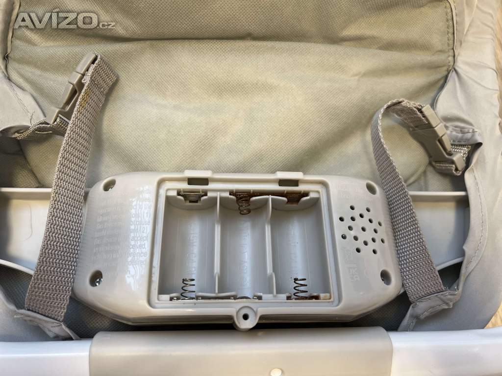 Foto inzerátu Prodám dětské vibrující houpátko Ingenuity s melodií Cuddle Lamb 2019