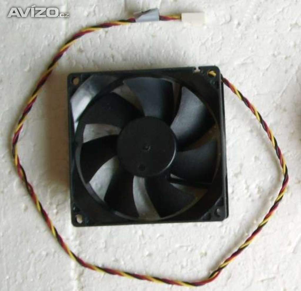 ventilátor Foxconn 80 mm