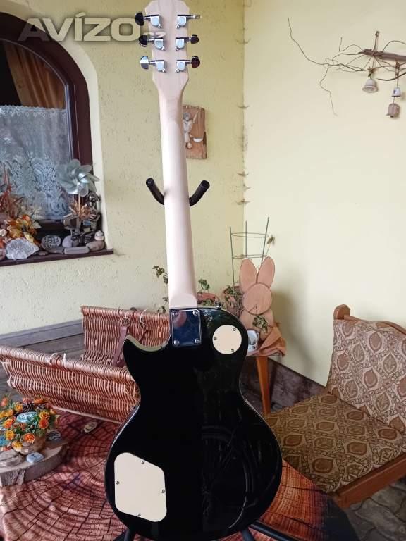 Foto inzerátu Elektrická kytara 