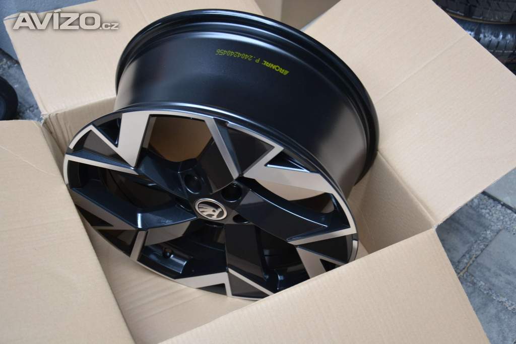 Škoda Superb III/IV/VW Passat B8-NOVÉ orig.Alu 18-8x18,ET44