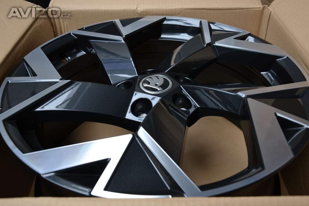 Foto inzerátu Škoda Superb III/IV/VW Passat B8-NOVÉ orig.Alu 18-8x18,ET44