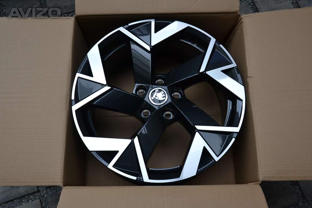 Foto inzerátu Škoda Superb III/IV/VW Passat B8-NOVÉ orig.Alu 18-8x18,ET44