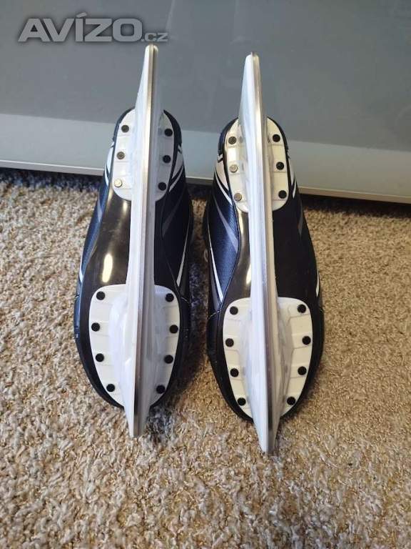 Foto inzerátu Lední hokejové brusle CCM, vel. 40