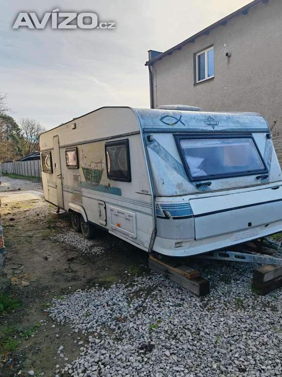 Prodám karavan, vhodný na zahradu