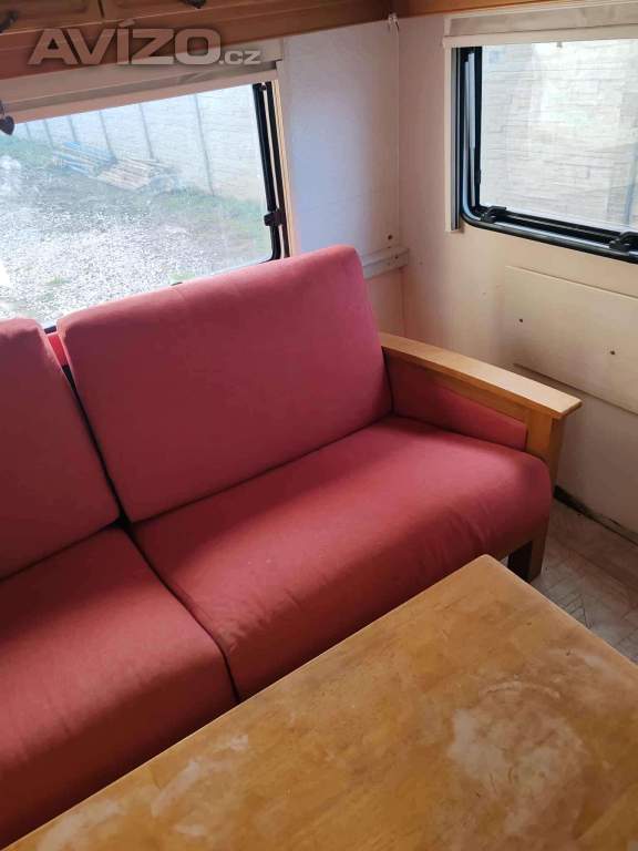 Foto inzerátu Prodám karavan, vhodný na zahradu