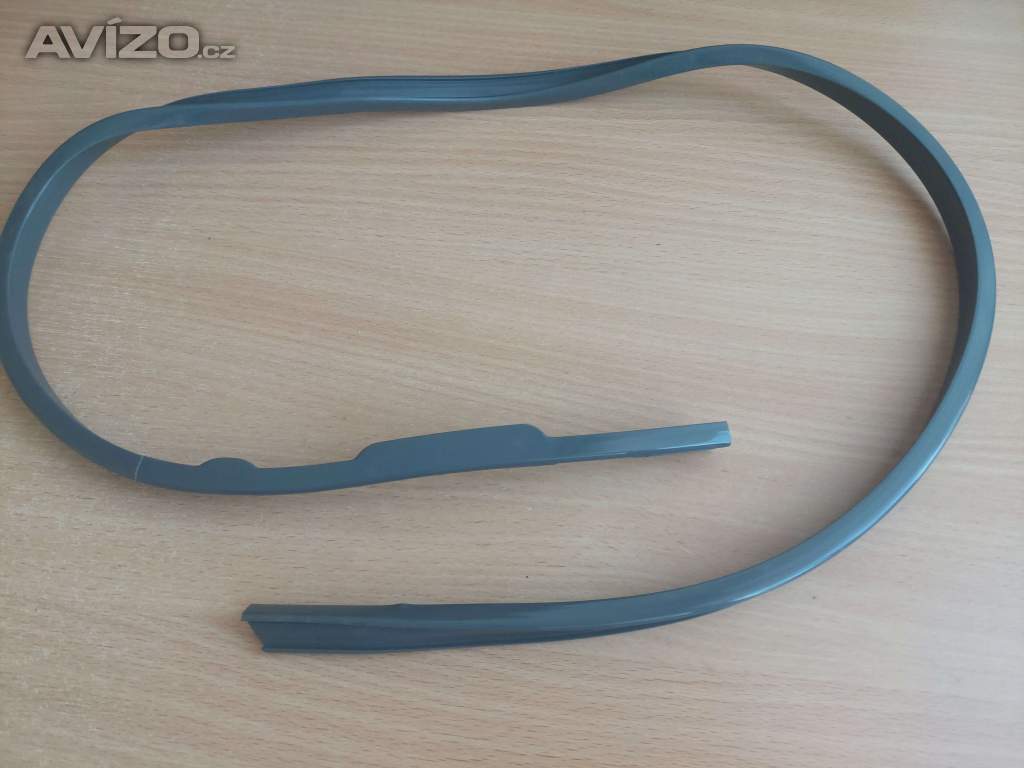 Foto inzerátu Suzuki Samurai, Jimny - ochranná boční lišta 