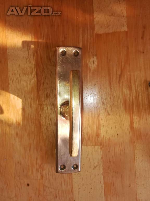 Foto inzerátu Mosazné kliky na okna