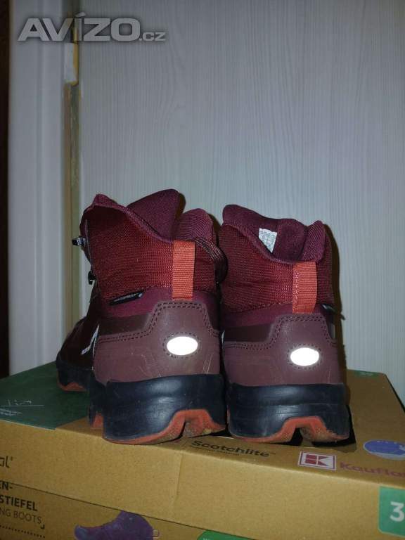 Trekové boty 
