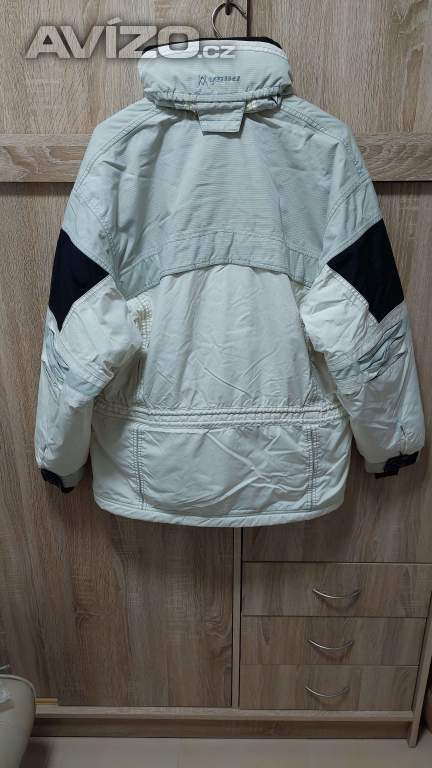 Foto inzerátu Prodám  dámskou lyžařskou bundu