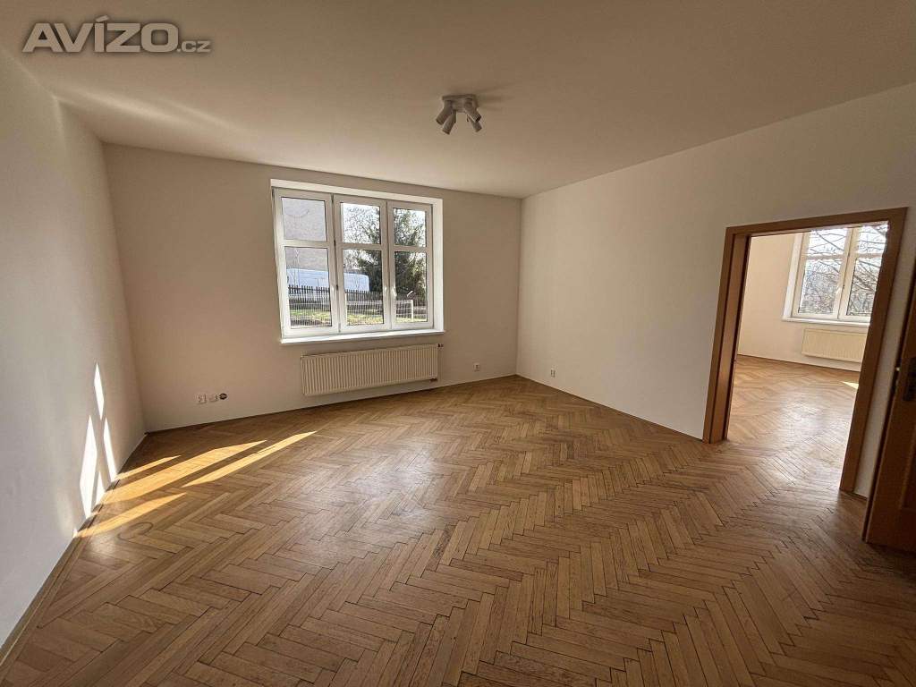 Foto inzerátu Dvougenerační rodinný dům 300m2 + zahrada 1399m2 ul.Křížkovského