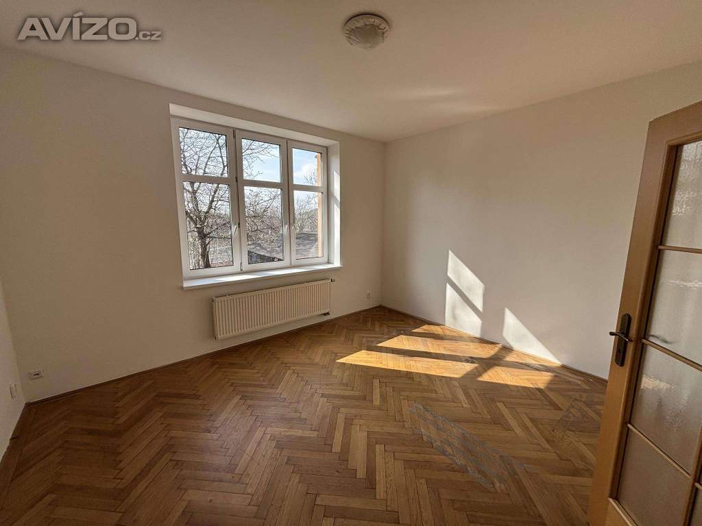 Foto inzerátu Dvougenerační rodinný dům 300m2 + zahrada 1399m2 ul.Křížkovského