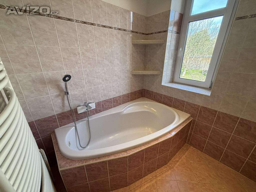 Foto inzerátu Dvougenerační rodinný dům 300m2 + zahrada 1399m2 ul.Křížkovského