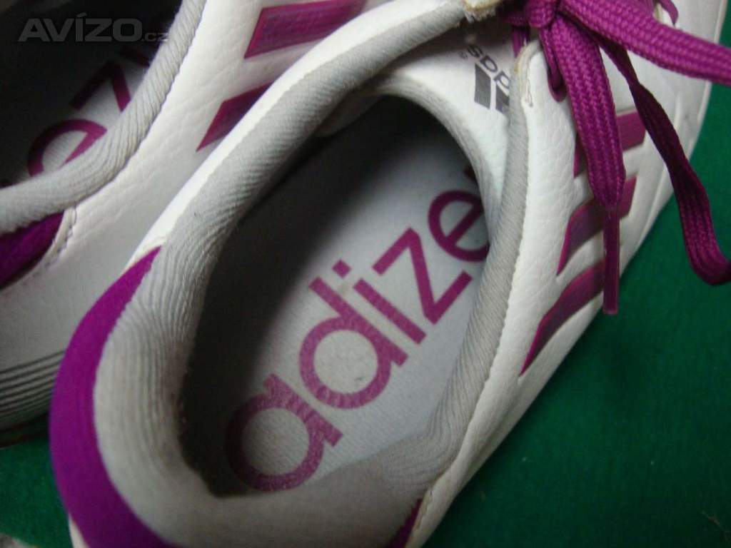 Foto inzerátu Dámské boty na golf Adidas Adizero bílo-fialové vel.42 pěkné
