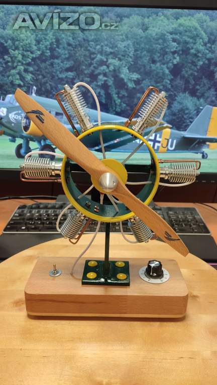 Foto inzerátu DIY stolní větrák - styl Junkers Ju52 CASA 325L