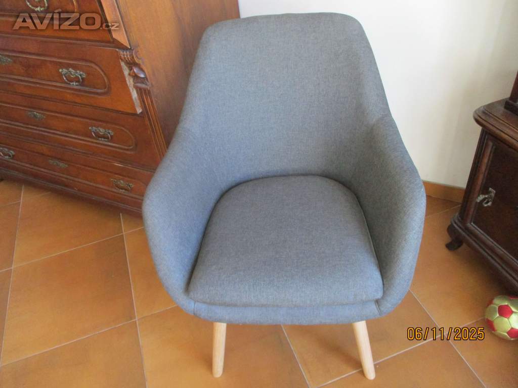 Prodej nové křeslo JYSK - nevhodný dárek