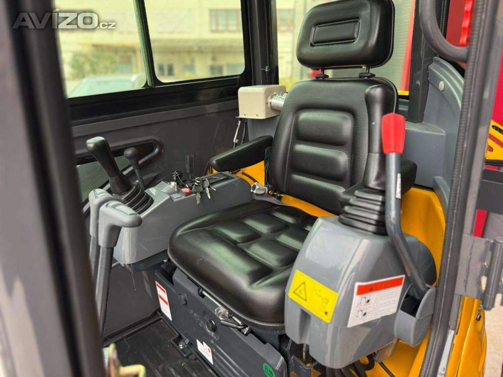 Foto inzerátu Pásový minibagr GORILA G27SE PRO CAB !PŘEDVÁNOČNÍ SLEVA 128 000,- Kč!!