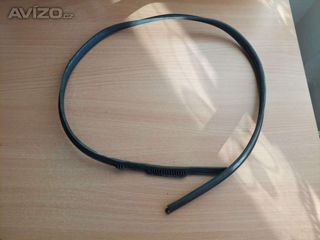 Foto inzerátu Suzuki Samurai, Jimny - ochranná boční lišta 