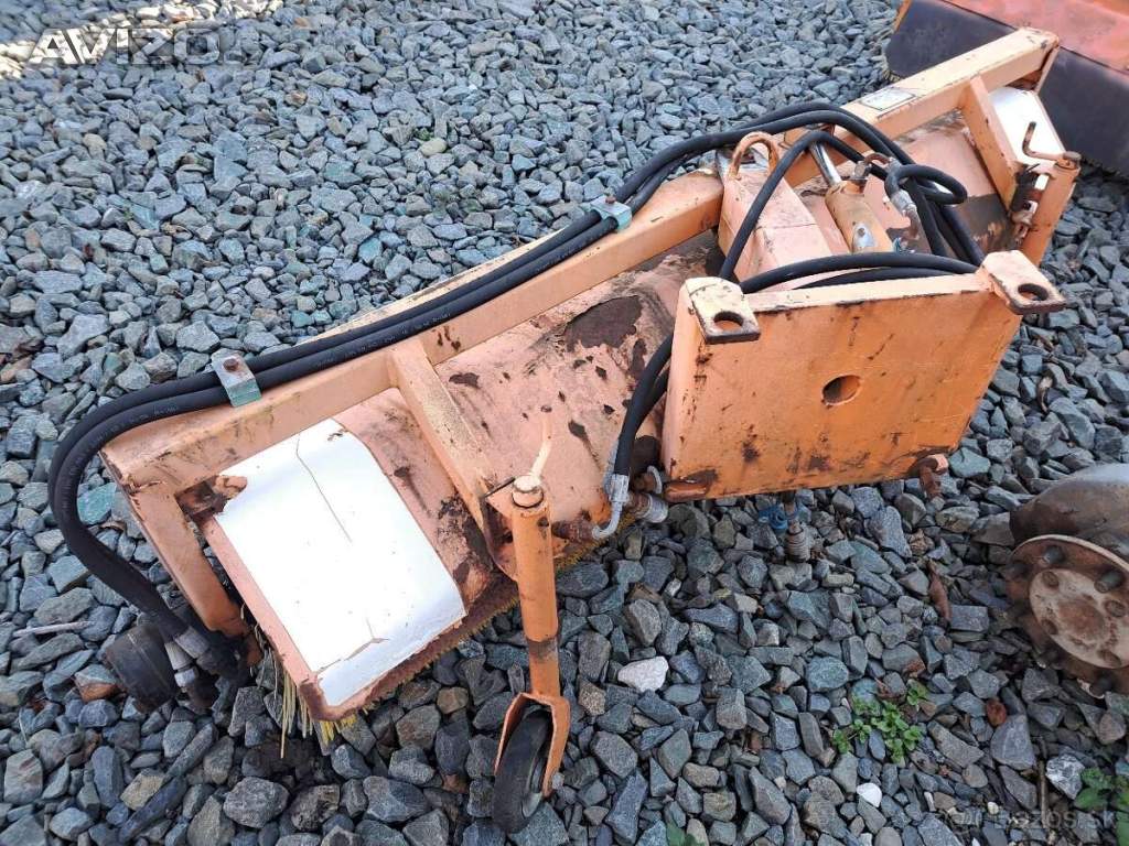 Foto inzerátu Beilhack čelní otočný smeták