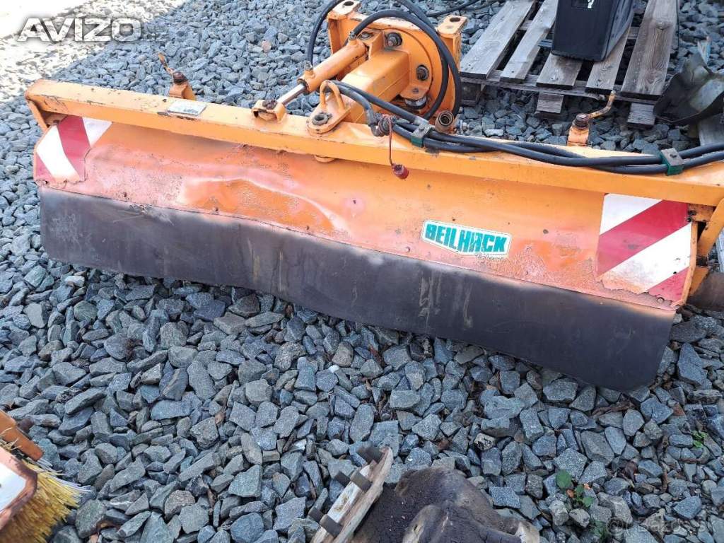 Foto inzerátu Beilhack čelní otočný smeták