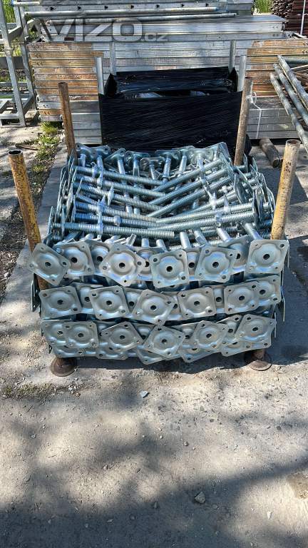 Foto inzerátu Fasádní lešení BAUMANN a LAYHER – nové, robustní, ocelové 4,3 X 18,42