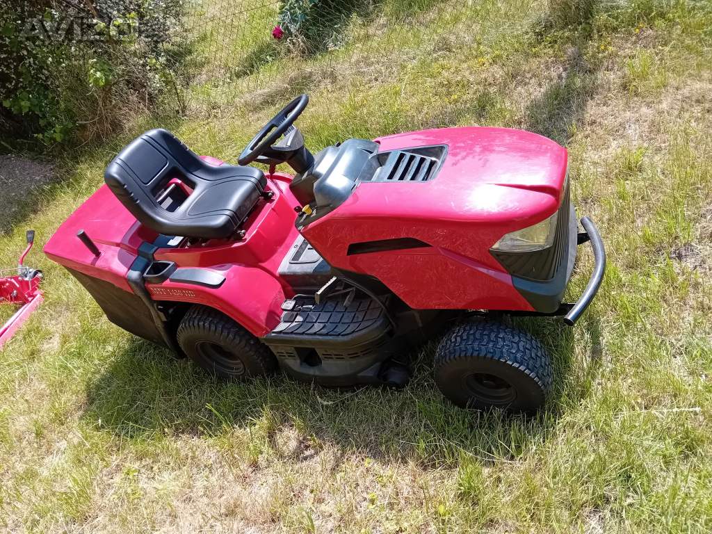 Foto inzerátu Prodám zahradní žací traktor MTF 1430 HD