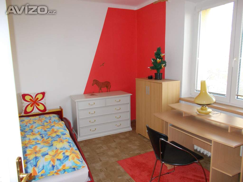 Foto inzerátu Nabízím pronájem bytu 3+1 (85m2), zařízený, s balkonem, komorou,Ostrava Jih