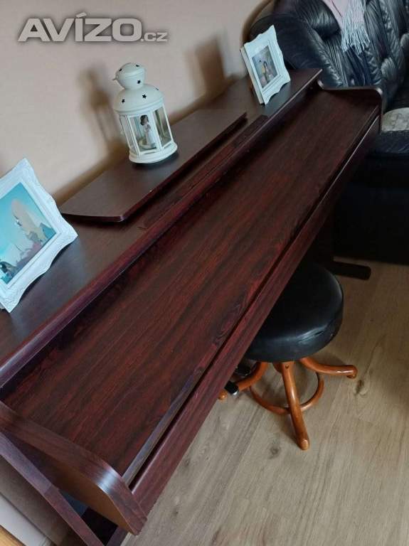 Foto inzerátu Elektrické piáno