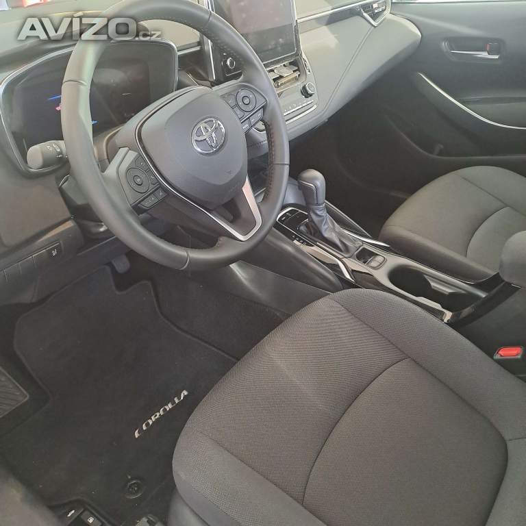 Foto inzerátu Toyota Corolla 1.5/92kW, automat v záruce