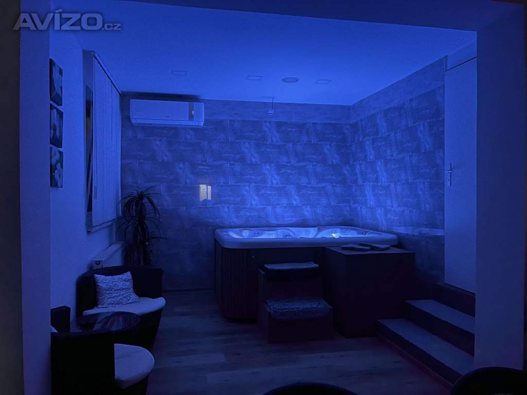 Foto inzerátu � Pronajmu plně vybavený,diskrétní prostor v Ostravě/Paskově.  (Denní nájem) ...
